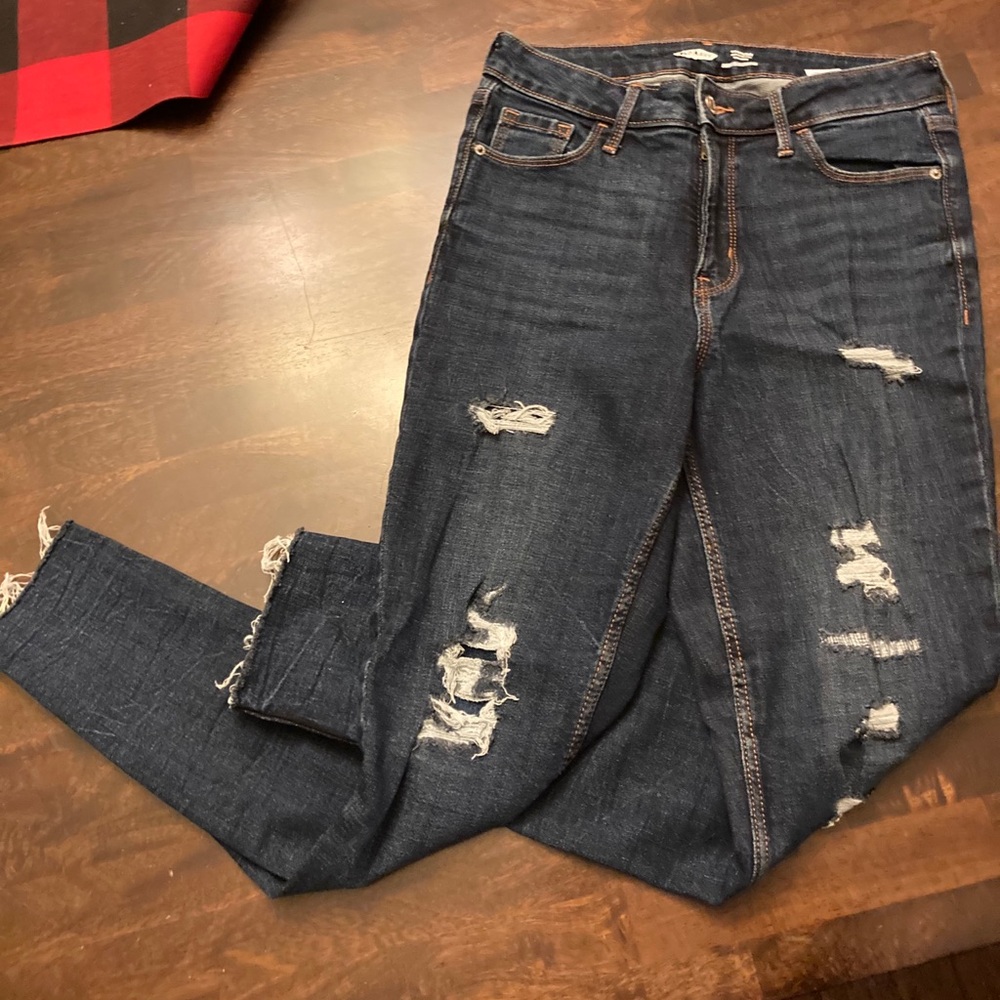ALL JEANS BOGO FREE! Old Navy Distressed Jeans
